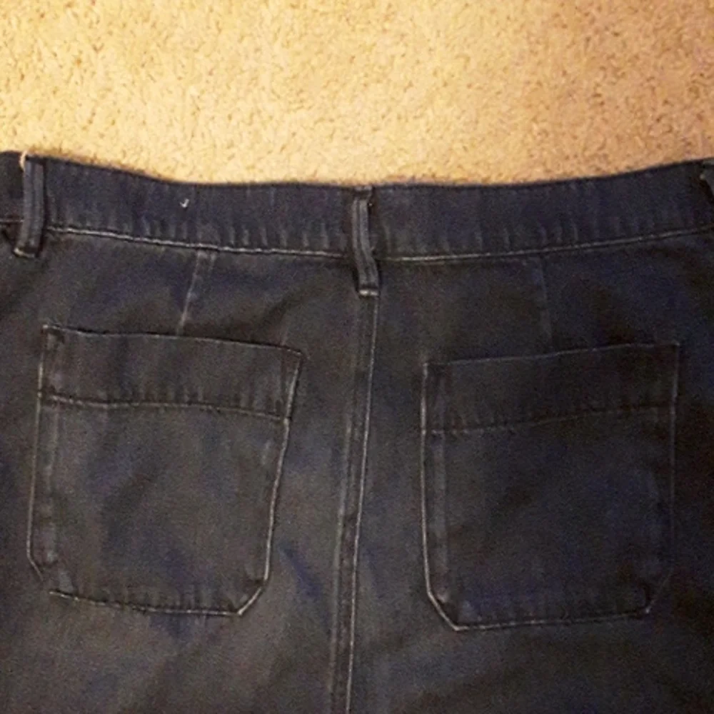 Pants - Picture 8 of 9